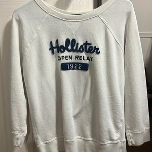 Hollister sweatshirt